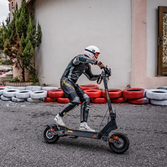 Hulajnoga Elektryczna KuKirin G4 2025 | Prędkość Maksymalna 70KM/H | Zasięg 75KM | 2000 Wh