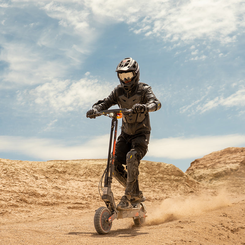 Załaduj obraz do przeglądarki galerii, Hulajnoga Elektryczna KuKirin G2 Ultra | Prędkość Maksymalna 50km/h | Zasięg 55km | Silnik 800W*2